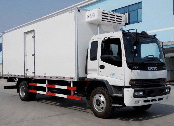 �c���ʮ�FTRһ�Ű�7.4�����܇�DƬ