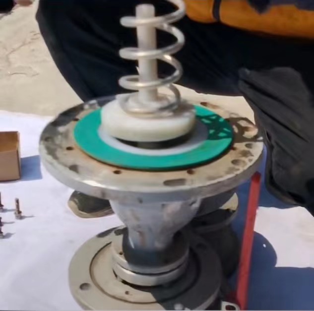 �r�������y���Q�ܷ�|�������E�DƬ