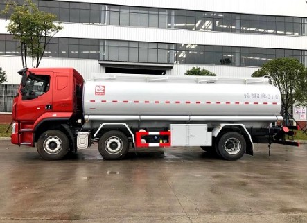 �����Ƈ���|�L(f��ng)��������ǰ�ĺ��Ĺ�Һ܇