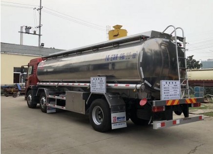  һ�����u�����VС���S�X�Ͻ�Һ܇�DƬ