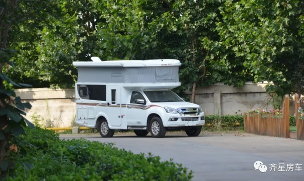 �R��D-MAX����ԽҰ��픷֕r(sh��)���(q��)��܇(ch��)�Ǻ�DM2221-1��6����