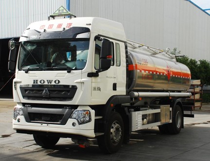國六重汽豪沃15.8方鋁合金運油車 國六重汽豪沃15.8方鋁合金運油車