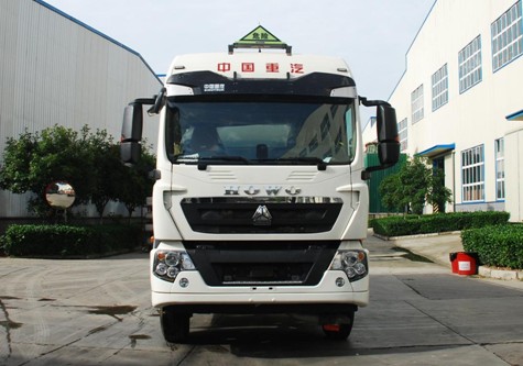 國六重汽豪沃15.8方鋁合金運油車 國六重汽豪沃15.8方鋁合金運油車