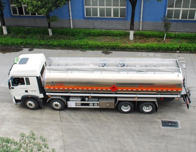 國六重汽豪沃30.6方鋁合金運油車 國六重汽豪沃30.6方鋁合金運油車