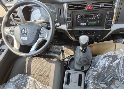 �|�L(f��ng)������8���͹�܇(ch��)��(n��i)DƬ