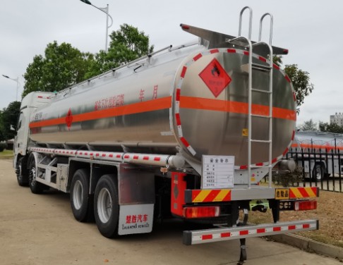 ����W��ǰ����X�Ͻ��͹�܇_������ǰ����X�Ͻ��\��܇