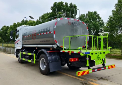 12���|�L(f��ng)�A��M7��ˮ܇_12����ˮ܇�S��